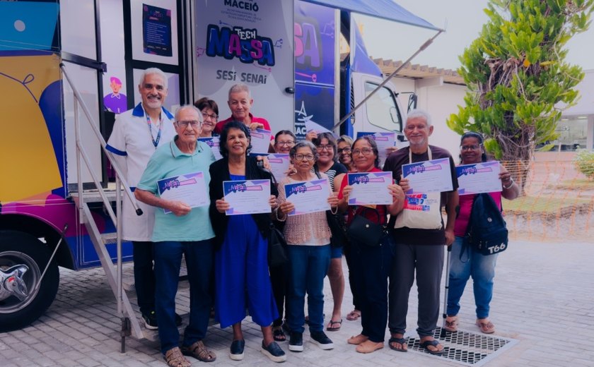 Pessoas idosas transformam vidas com o Tech Massa