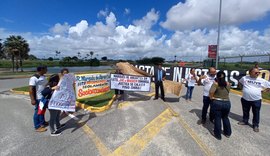 Senadores integrantes da CPI da Braskem são aguardados pelo MUVB em aeroporto de Maceió