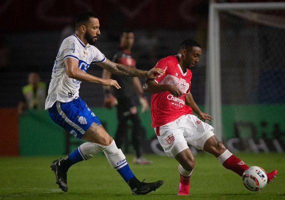 No Rei Pelé, CRB e CSA empatam sem gols em clássico pela Série B