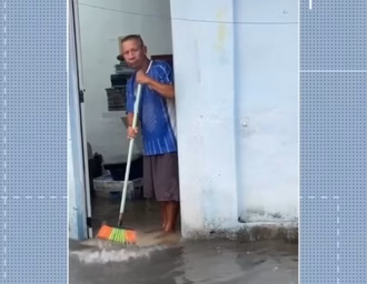 Ruas alagadas e prejuízos marcam manhã de transtornos após fortes chuvas em Maceió
