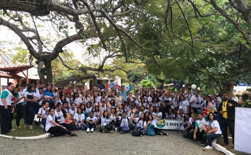 I Encontro das Cooperativas Escolares de Alagoas reuniu 150 estudantes
