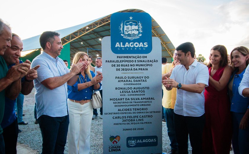 Governador inaugura obra do Minha Cidade Linda em Jequiá da Praia