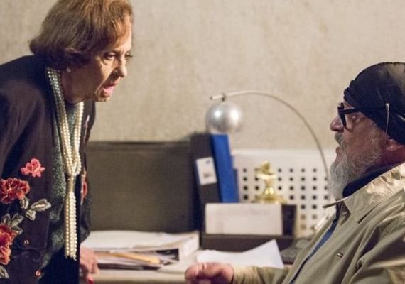 'Sol Nascente': Sinhá ameaça matar Alice para ficar com herança de Tanaka