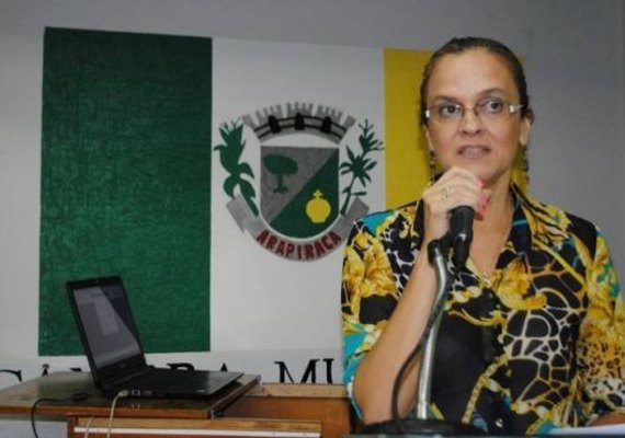 Vereadora alerta para casos de gravidez na adolescência em Arapiraca