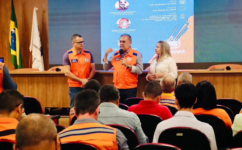 AMA e Defesa Civil reúnem coordenadores municipais para apresentar sistemas inteligentes de monitoramento