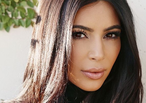 Kim Kardashian faz história como a mais jovem estrela de TV que mais fatura