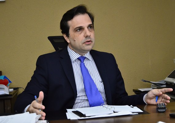Movimentos se solidarizam com defensor