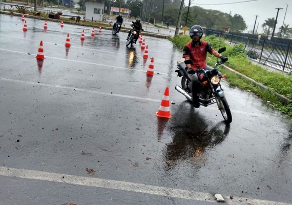 Programa Moto Amiga participa do Maio Amarelo em Alagoas