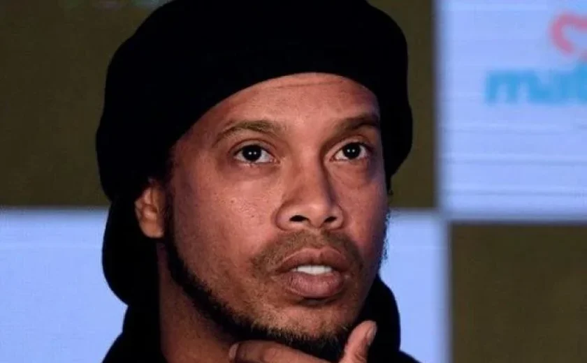 Ronaldinho Gaúcho responde por mais de 80 processos e dívida de R$ 5 milhões é exposta