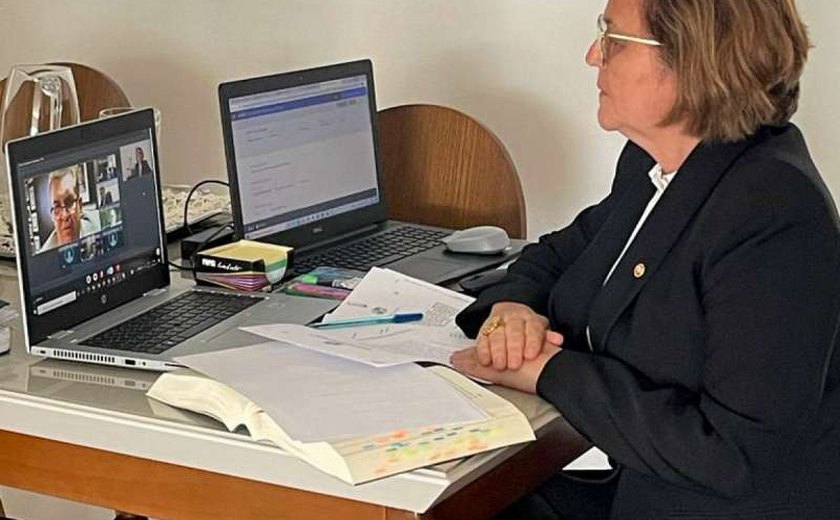 Procuradora Marluce Caldas é 1ª mulher a participar de sessão da Câmara Criminal do TJ