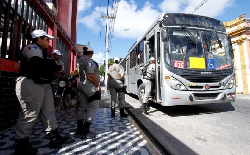Número de assaltos a ônibus em Maceió cai 50% durante o mês de janeiro