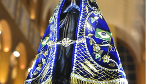 Igreja católica realiza carreata em comemoração ao Dia de Nossa Senhora Aparecida