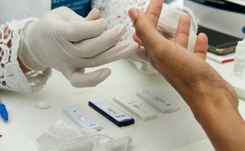 Julho Amarelo: Médica alerta para os perigos das hepatites virais e reforça importância da prevenção