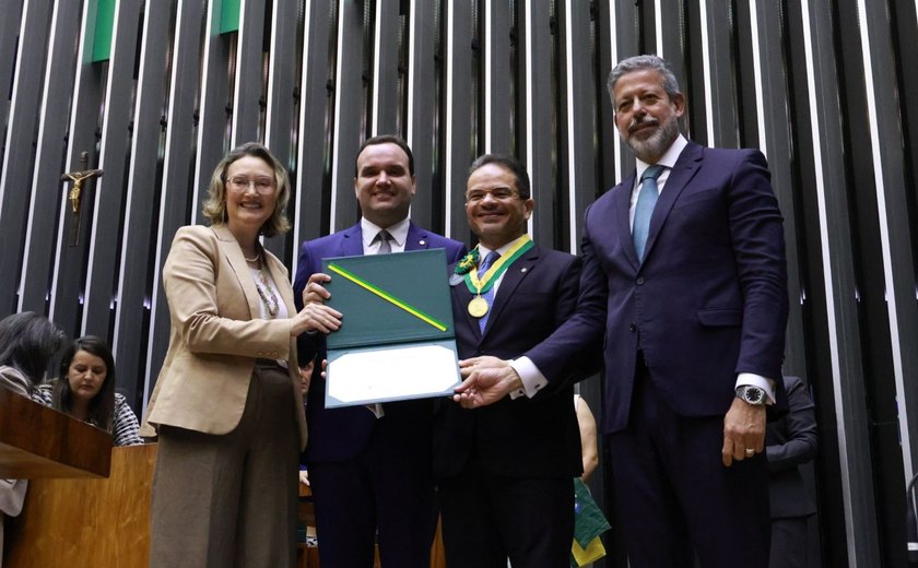 Deputado estadual Marcelo Victor é condecorado pela Câmara dos Deputados