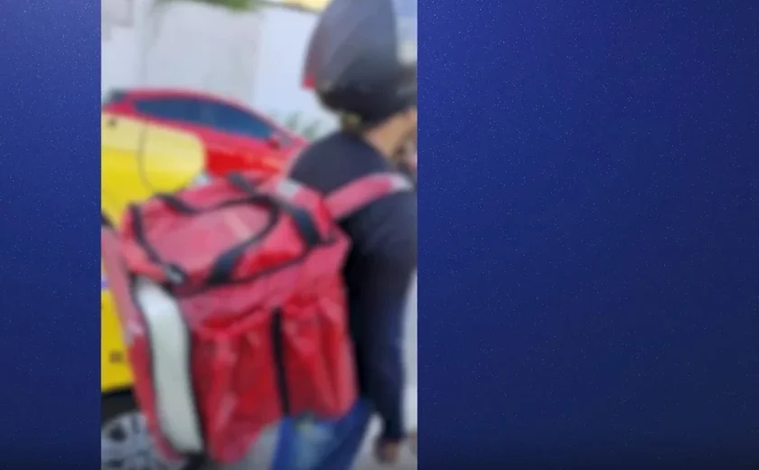 Entregadores fazem buzinaço após cliente cancelar pedido e não pagar refeição em Maceió
