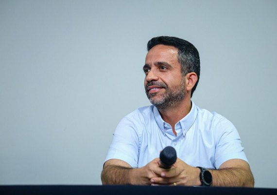 Paulo anuncia ampliação do número de creches CRIA e 13º do cartão CRIA