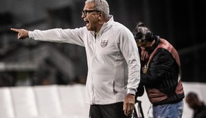 'Ninguém vai desistir no CRB', avisa Hélio