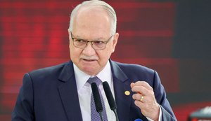 Fachin repudia fala de Milei contra Moraes e reafirma autonomia do STF
