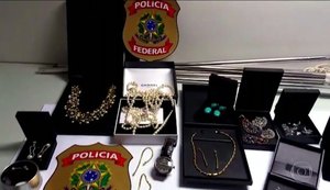 PF realiza operação para buscar 149 joias de Adriana Ancelmo no Rio