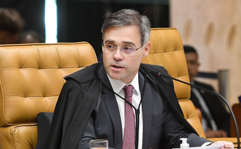 Ministro do STF suspende ação de Arthur Lira contra Renan Calheiros