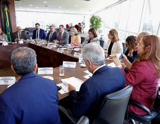 Presidente do TRE de Alagoas participa de reunião no TSE