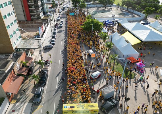 Corrida Maio Amarelo reúne quatro mil atletas na orla de Pajuçara