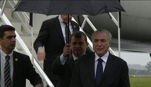 Presidente Michel Temer chega a Chapecó e decide ir à Arena Condá