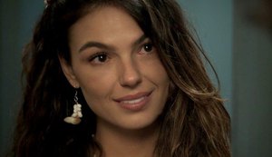 'A Força do Querer': Ritinha forja documentos de solteira para se casar com Ruy