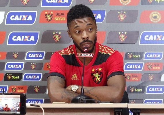 Michel Bastos busca protagonismo no Sport e mira exemplo de Diego Souza