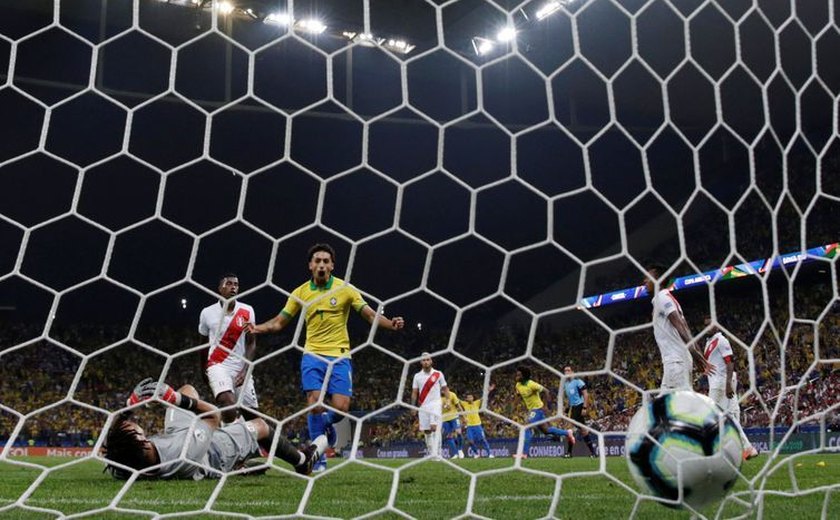 Brasil vence o Peru por 5 X 0