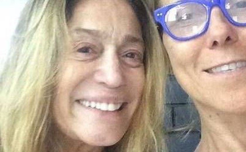 Aos 74 anos, Susana Vieira surge sem maquiagem e impressiona fãs