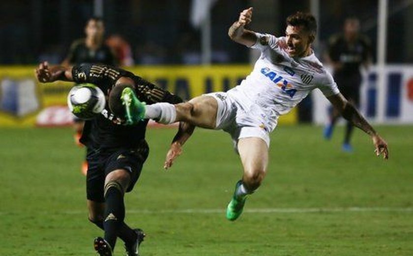 Ponte Preta vence o Santos nos pênaltis e avança à semifinal