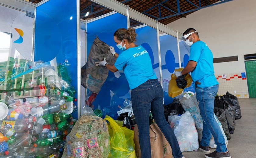 Mais de 900 toneladas de produtos recicláveis são recolhidos e ajuda famílias de cooperativas