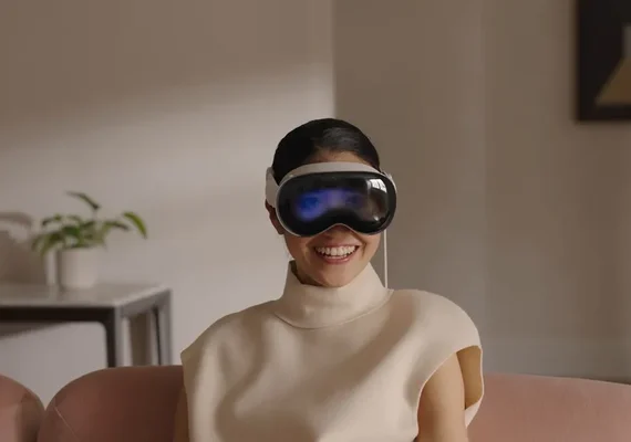 Apple começa a vender óculos de realidade virtual nos EUA por R$ 17 mil