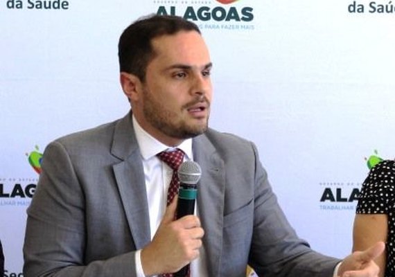 Secretário de Saúde de Alagoas apela: 'Evitem aglomerações!'