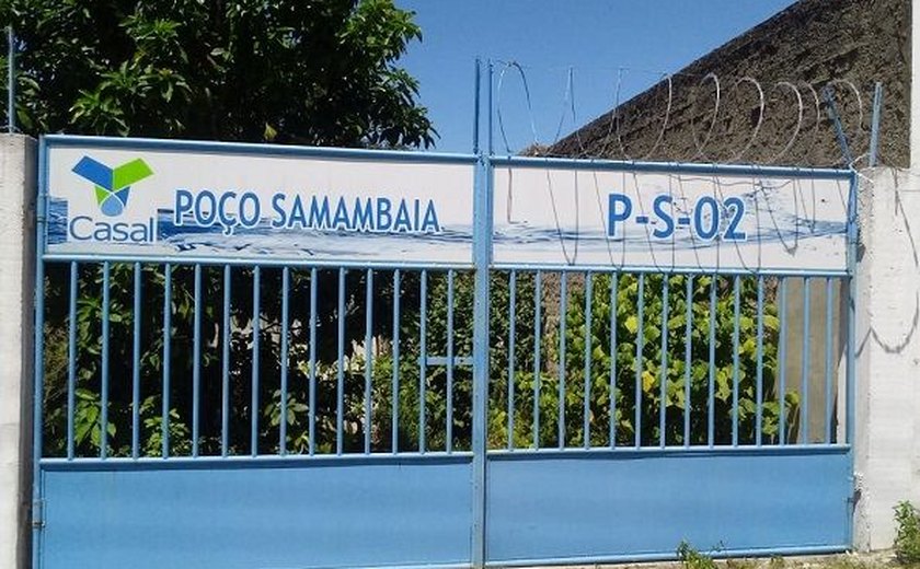 Casal faz manutenção em sistema para melhorar abastecimento do Samambaia