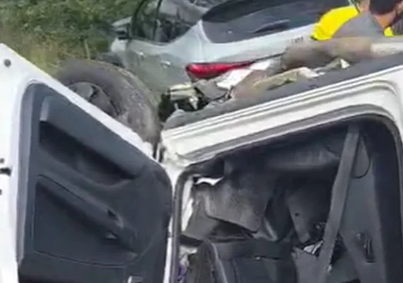 Colisão entre carros deixa um morto e dois feridos na zona rural de Craíbas
