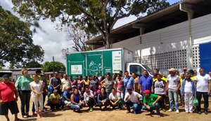 Associações de catadores conhecem funcionamento de cooperativas de reciclados