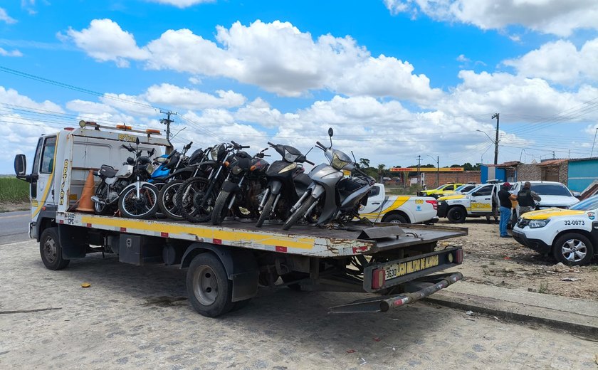Polícia Militar apreende entorpecentes e dez motocicletas irregulares em ações no interior