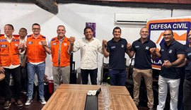 Ex-prefeito, atual secretário de Estado recebe homenagem da Defesa Civil de AL e defende a valorização da carreira militar