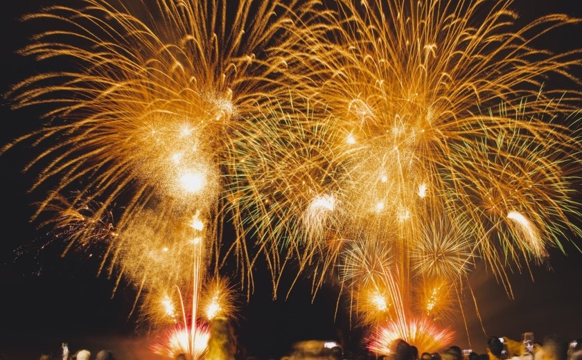 Maceió aposta em queima de fogos de baixo ruído com foco na inclusão