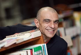 Ator João Signorelli chega a Paripueira para gravações do filme 'A Grande Viagem'