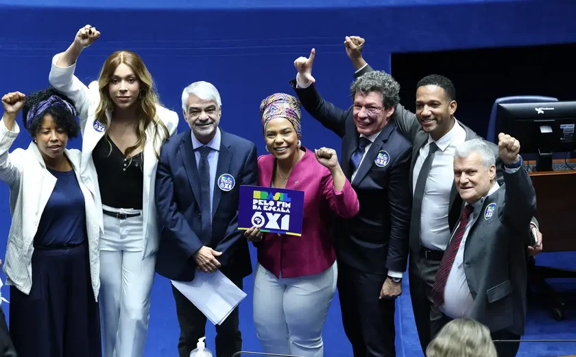 CUT elogia fim da 'massacrante' 6x1; CNI quer revisar PEC aprovada