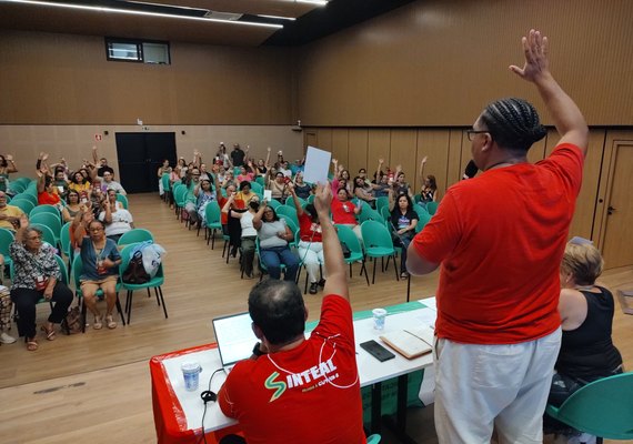 Sindicatos rejeitam proposta de 4% de reajuste feita pela prefeitura