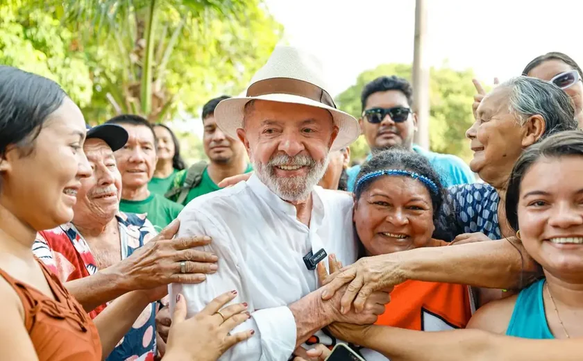 Justiça tributária: Lula celebra isenção para quem ganha até R$ 5 mil