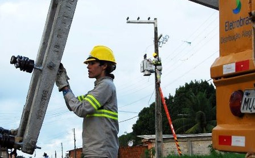 Rede de energia em Alagoas passa por manutenção até o dia 7 de dezembro