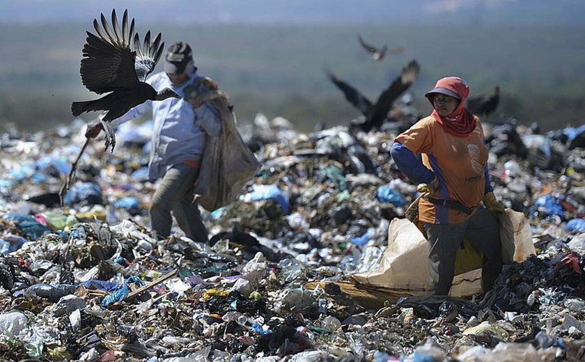 Projeto da ABES faz mapeamento de lixões nos 5.570 municípios brasileiros