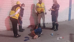 Morador de rua é espancado no Centro de Maceió e levado para o HGE