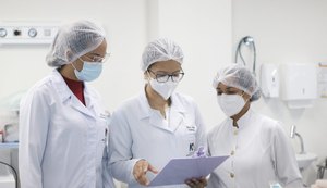 Projeto que prevê medidas de proteção a profissionais de saúde é discutido em 1º turno