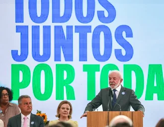 Lula defende que luta contra feminicídio deve ser sobretudo dos homens